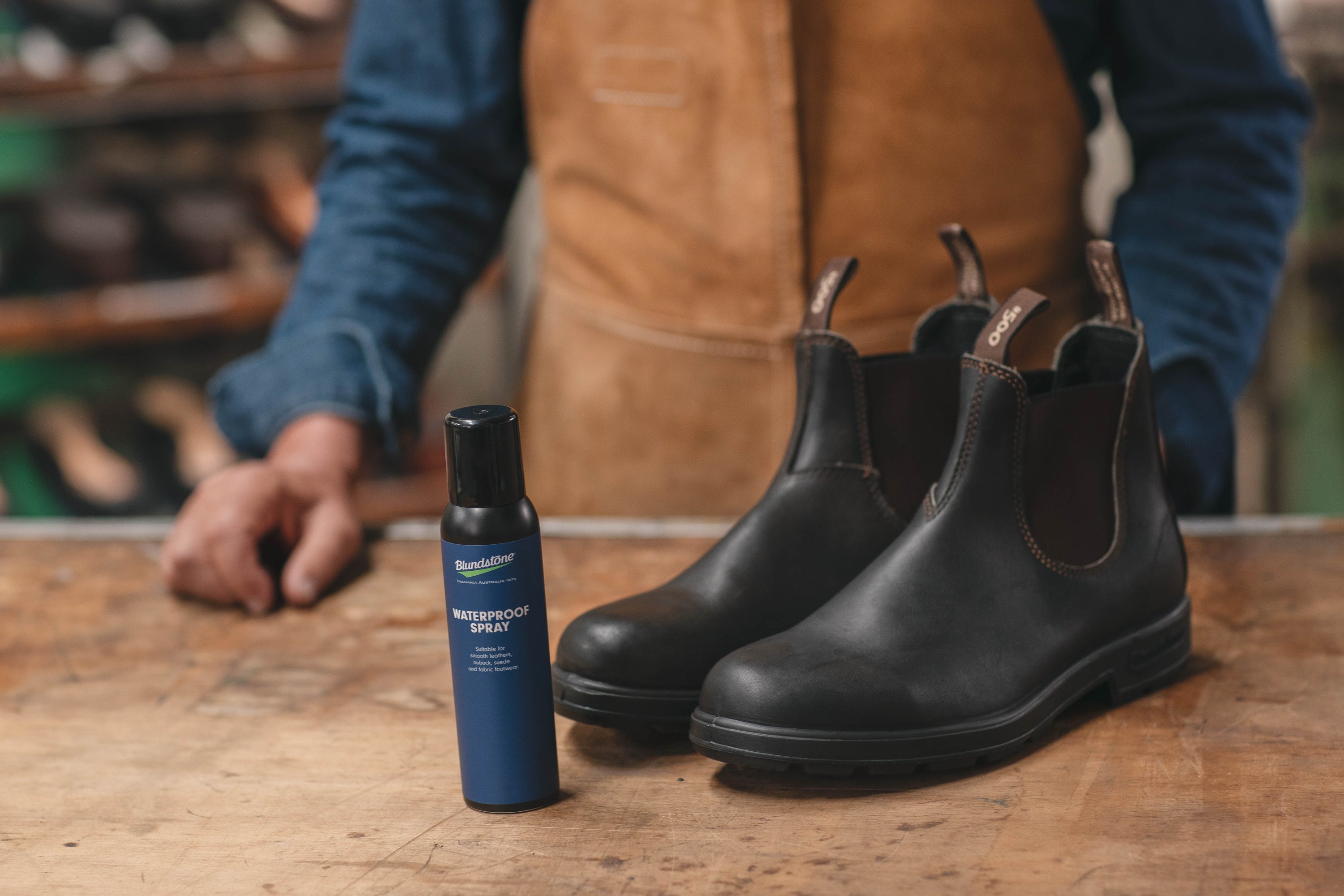 Blundstone_Ancillary_Products_-_In_Use_Images__6-Blundstone-Chelsea Boot
